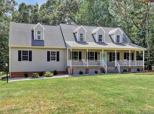 9311 Oak River Dr W, South Chesterfield, VA 23803