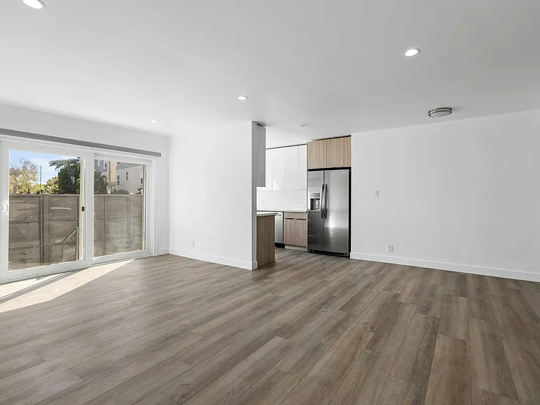 8777 Cadillac Ave #2 — Photo 9