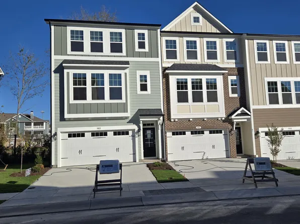 5012 Jowetts Walk Dr #18, Cary, NC 27519