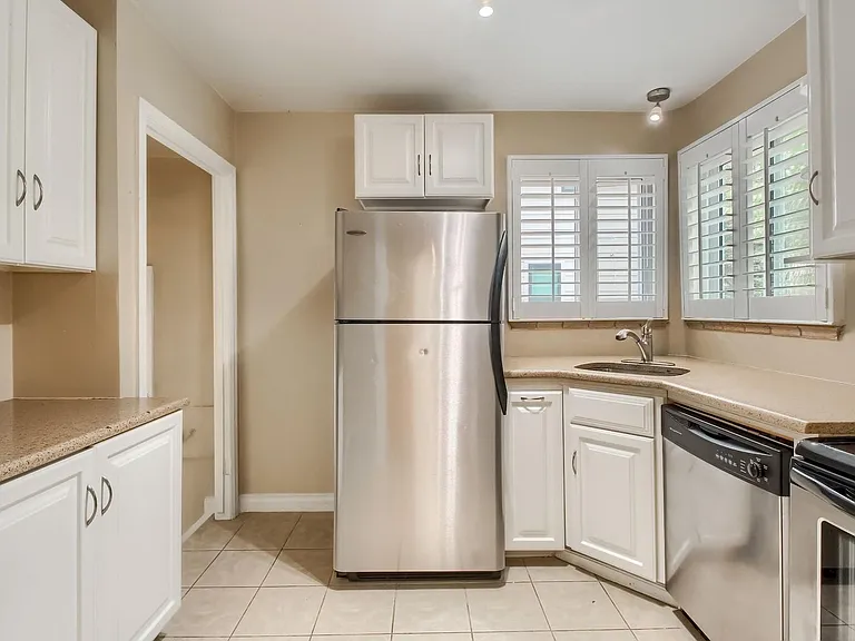 1317 Jersey St — Photo 5