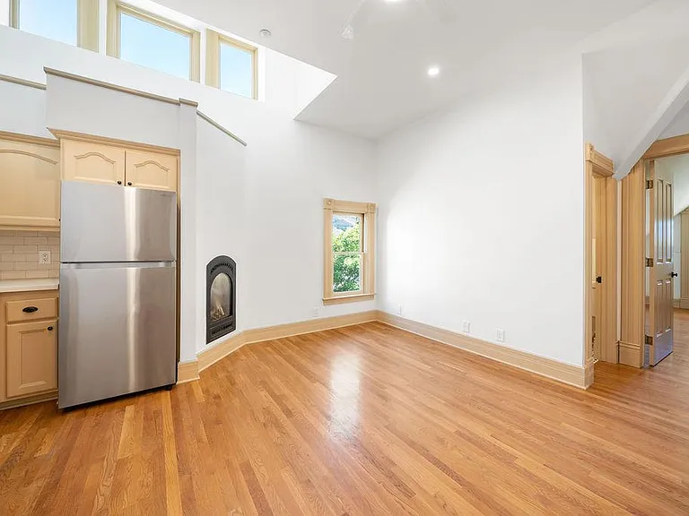 1314 Palm St #208 — Photo 7