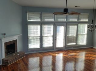6700 Flat Creek Dr, Charlotte, NC 28277