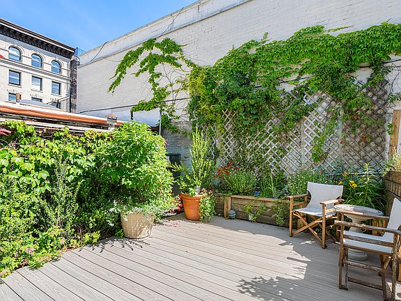 3rd image of 620 Broadway APT 6F