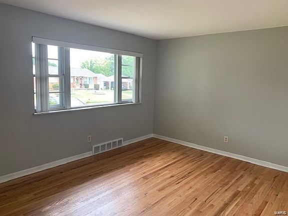 3rd image of 4232 Tupelo Dr