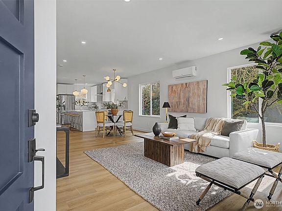 5th image of 8844 16th Avenue SW
