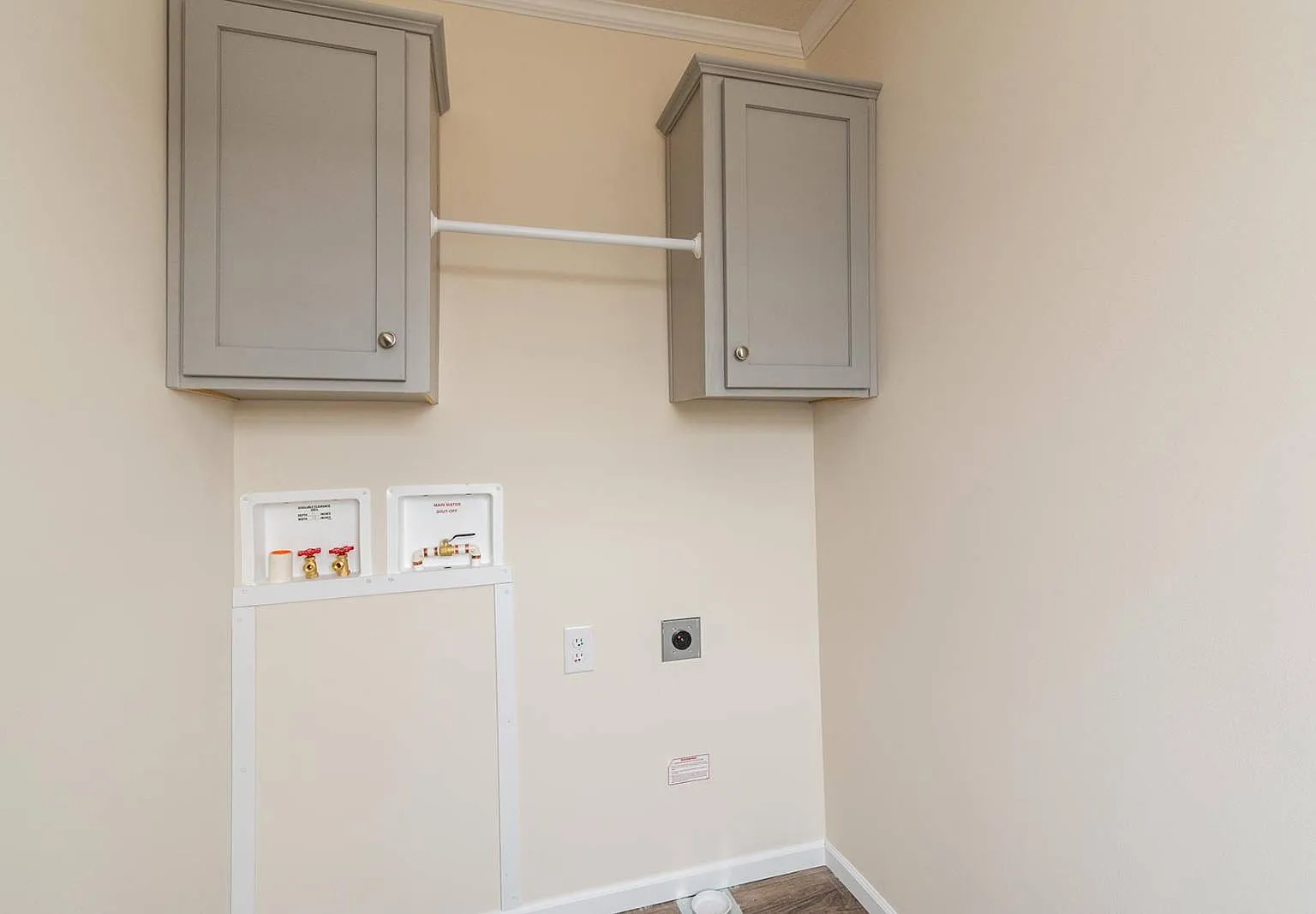 3 bed, 2.0 bath, $1,395 — Photo 4