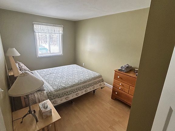 5th image of 176 Alpine Village Dr