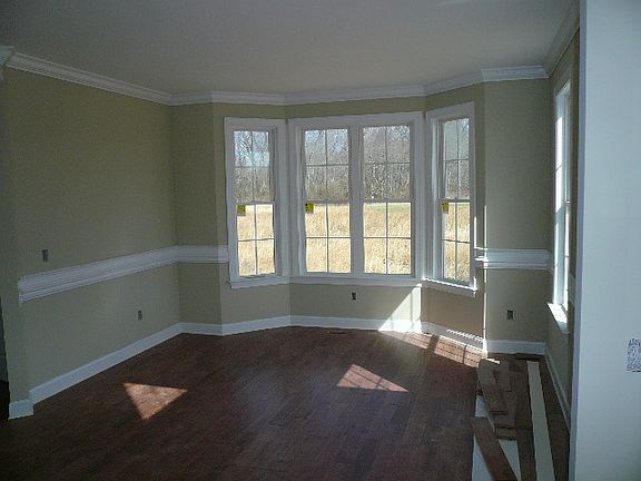 5th image of 136 Patriot Way