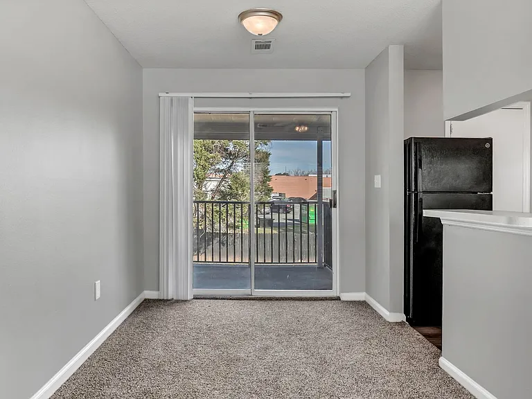 Springlake Apartments — Photo 59