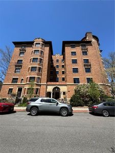 12 Meadow Avenue #3E, Bronxville, NY, 10708