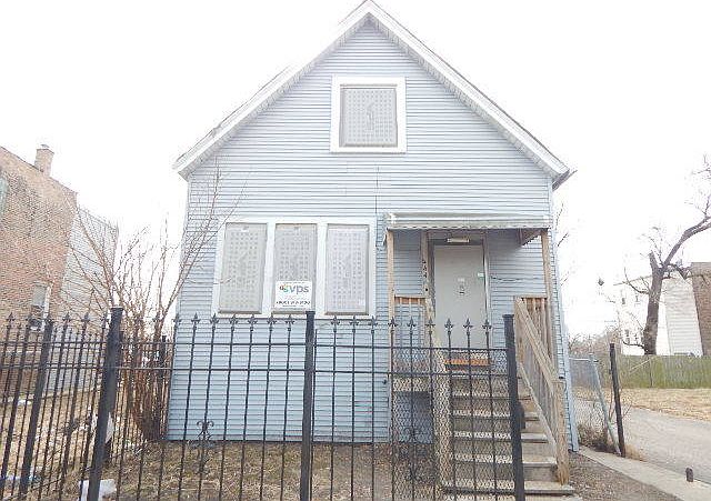 1st image of 4447 W Congress Pkwy