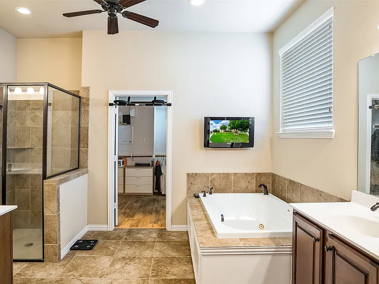3001 Mosswood Dr — Photo 22