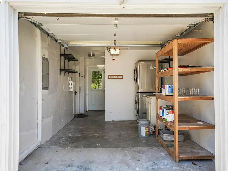 7850 Crest Ave — Photo 24