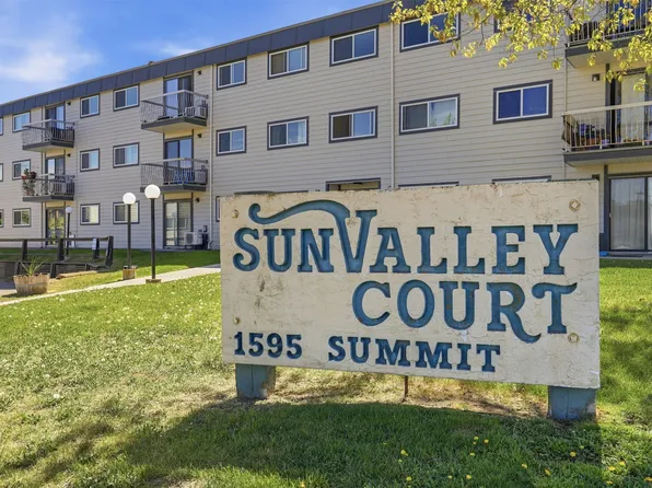 1595 Summit Dr #22, Kamloops, BC V2E 1E9