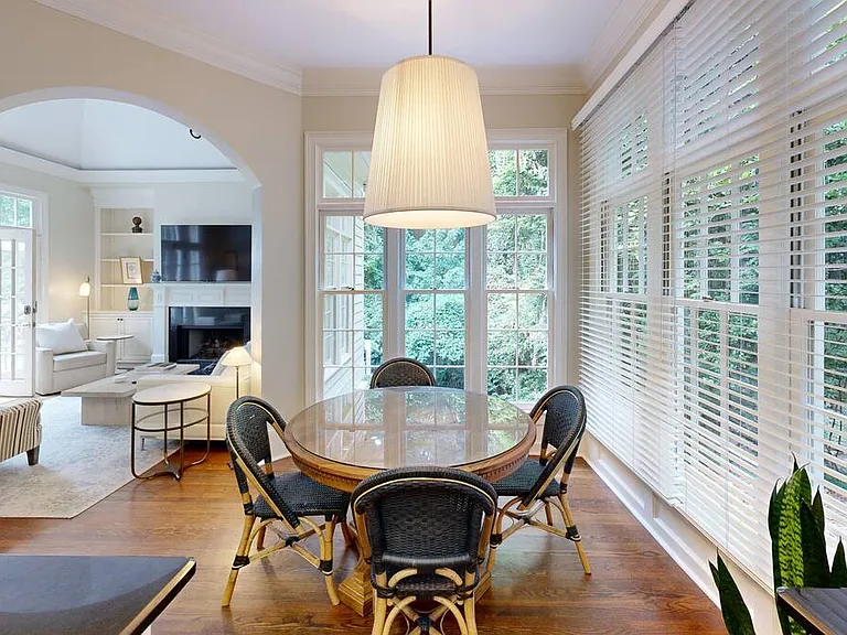1296 W Wesley Rd NW — Photo 34