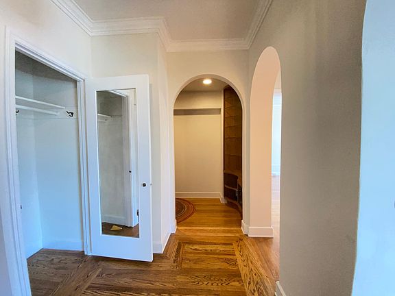 5th image of 1450 Greenwich St APT 404