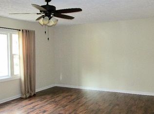 1121 S Cline Ave, Griffith, IN 46319