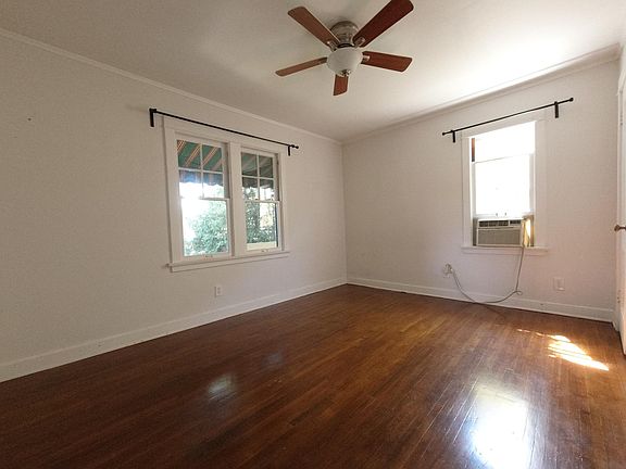 4th image of 4216 Edenhurst Ave
