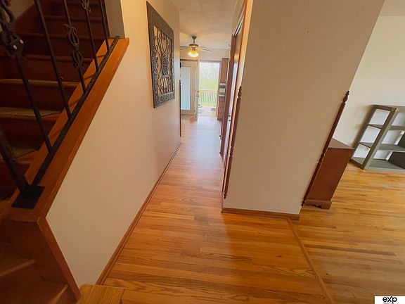 2nd image of 16512 Poppleton Ave