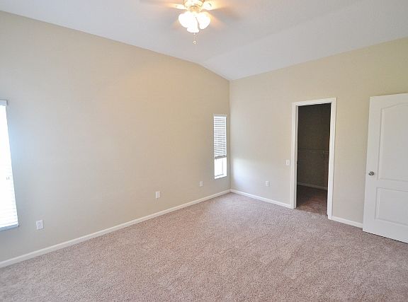 4th image of 30401 Princess Bay Dr