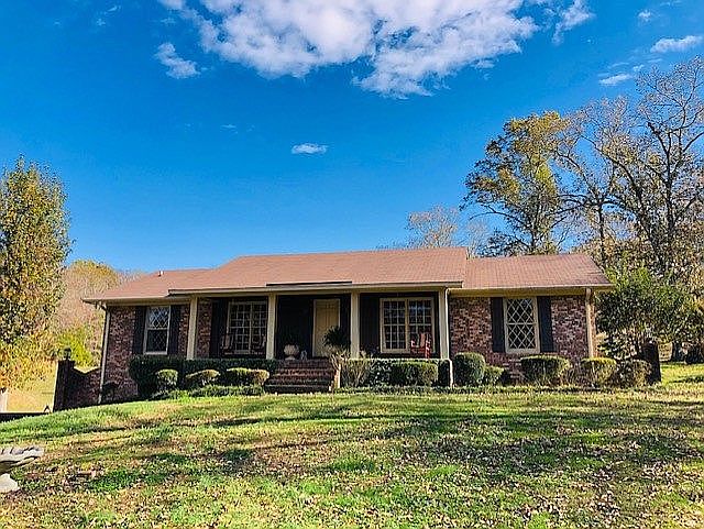 27.63 +/- ACRES, 3 BR, 2 BA