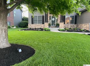 19804 Hansen Ave, Omaha, NE 68130