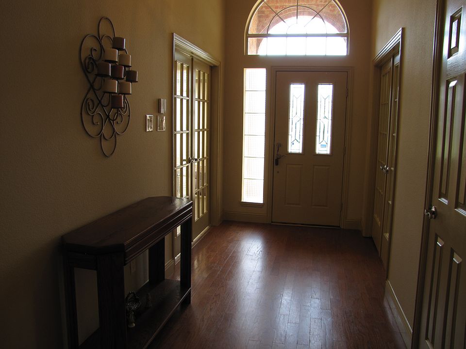 1st image of 1420 Briar Meadow Dr