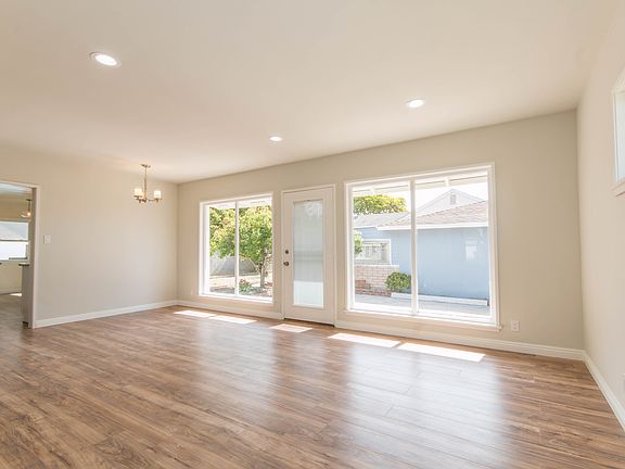 3rd image of 510 S Borchard Dr