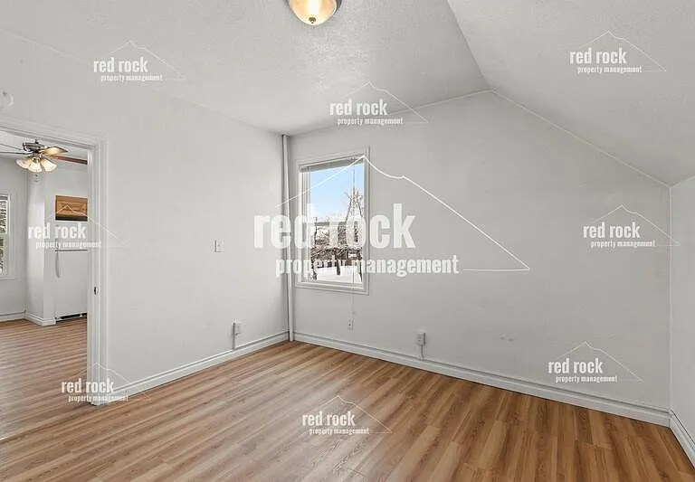 902 W Mansfield Ave #3 — Photo 23