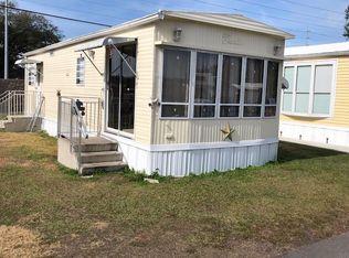 4043 Pulaski Dr, Zephyrhills, FL 33541