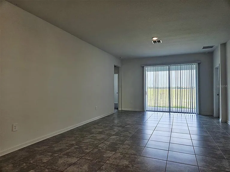 652 Daring Dr — Photo 18