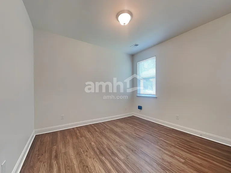 320 Azore Way — Photo 17