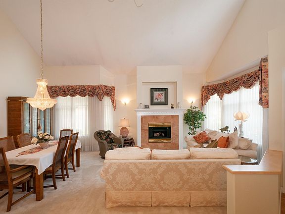 3rd image of 5531 Cornwall Dr #53
