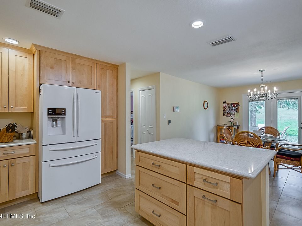 1st image of 768 Gilda Dr