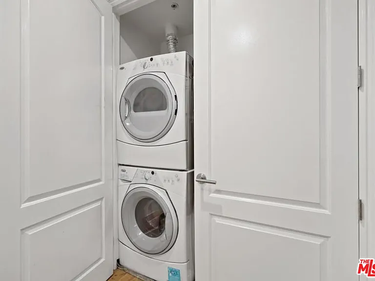 1283 Havenhurst Dr #101 — Photo 27