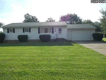 5749 Columbia Dr photo 1