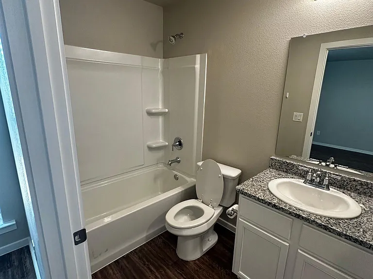 3504 Tiffin Ave — Photo 14