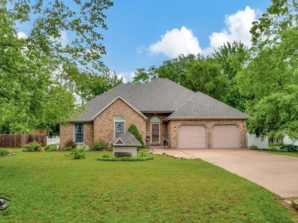 840 Kody Alan Dr, Essex, IL 60935