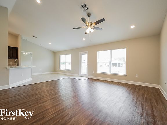 3rd image of 376 Odessa St