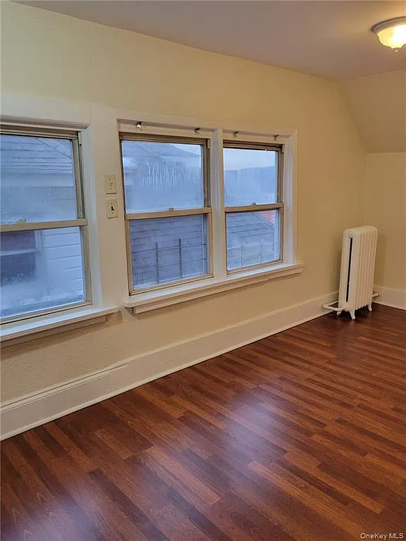 2 bed, 7405 sqft, $2,500 — Photo 4