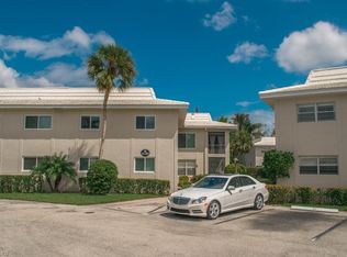 4180 Crayton Rd APT E4, Naples, FL 34103