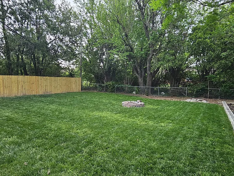 8325 E Indianapolis St — Photo 23