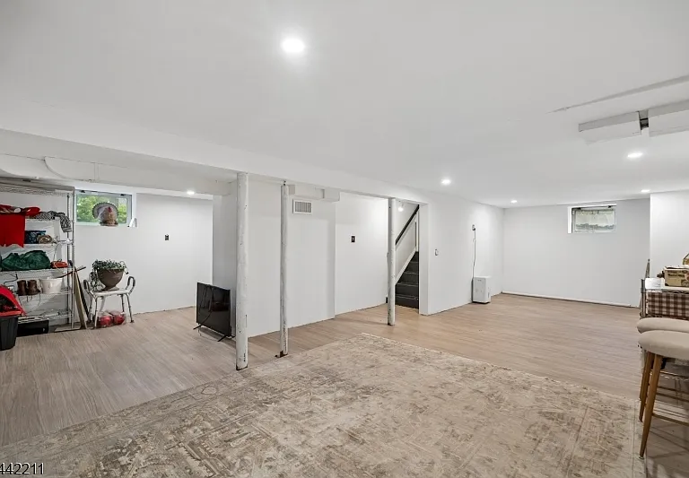 24 Iris Rd — Photo 26