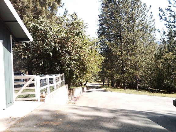 Paved circle driveway