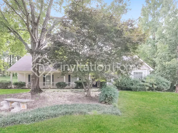 5147 Spring Glen Ct, Douglasville, GA 30135