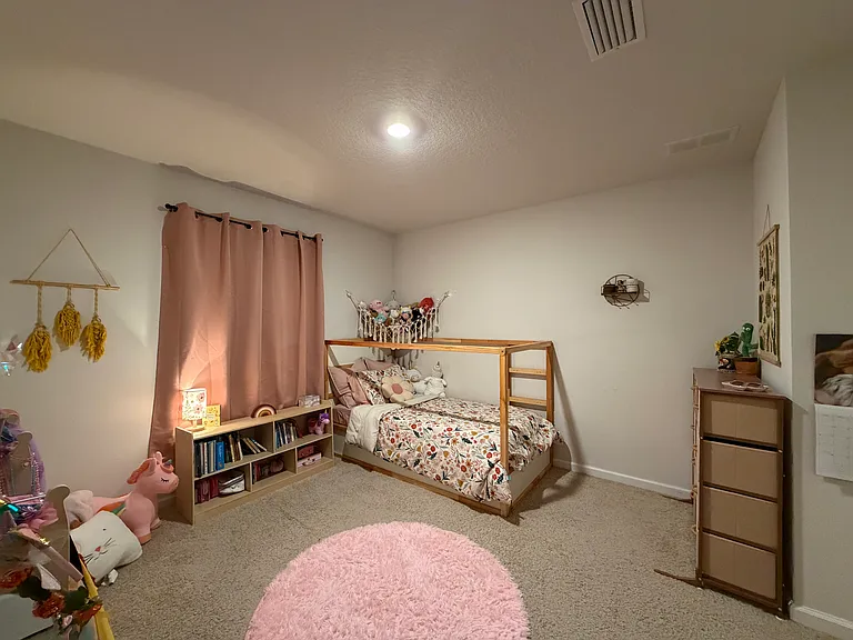 5699 Guinevere Ln — Photo 35