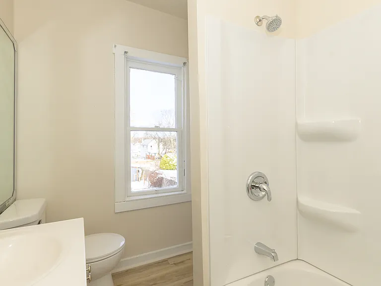 1612-1614 Lagonda Ave #C — Photo 7