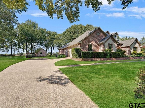 3rd image of 13650 Karah Ln