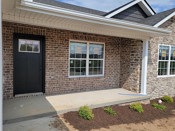 2nd image of 1052 Mission Dr