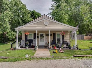 3308 Fernwood Ave, Alton, IL 62002